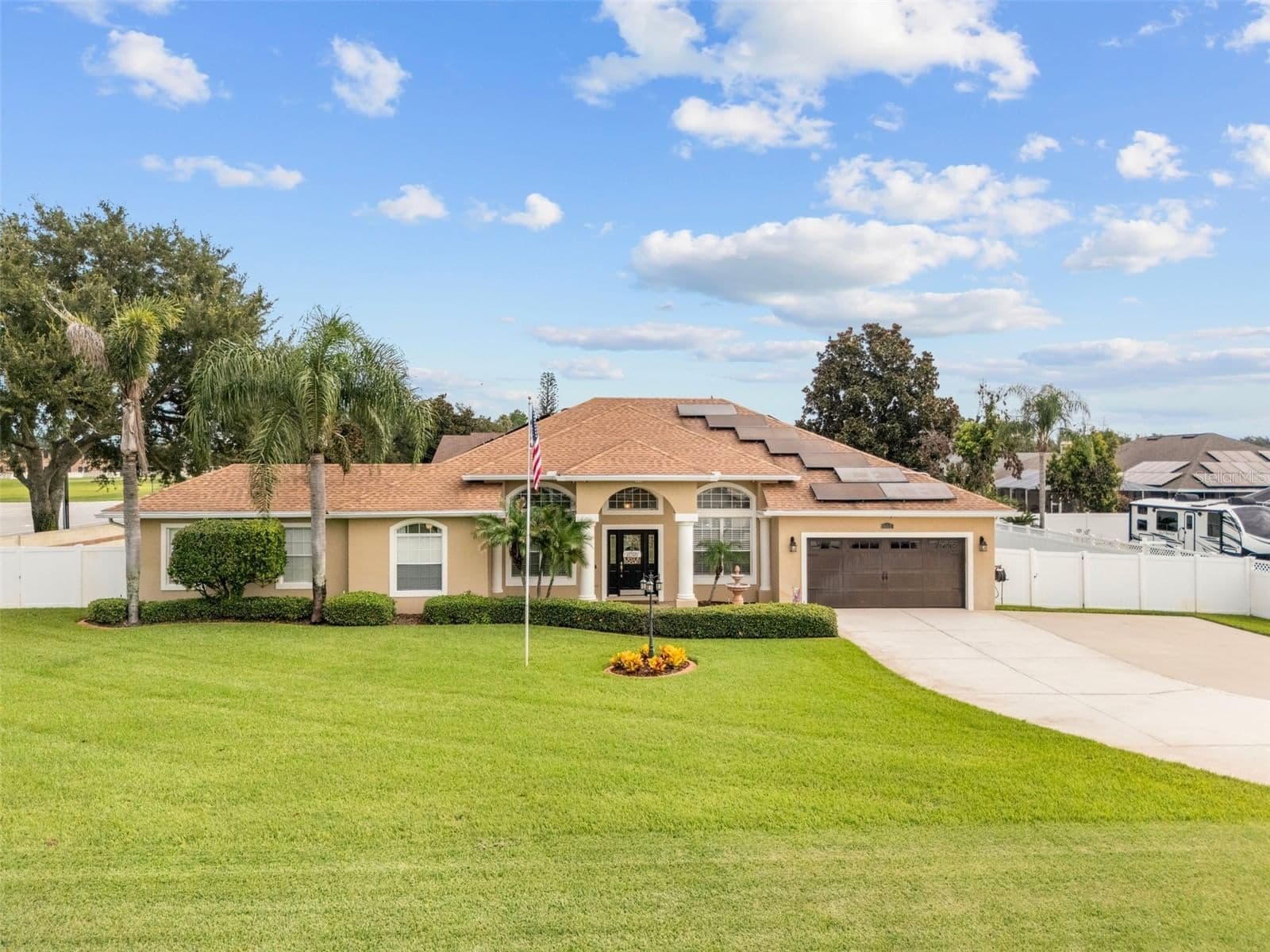 651 HART LAKE, Winter Haven, FL