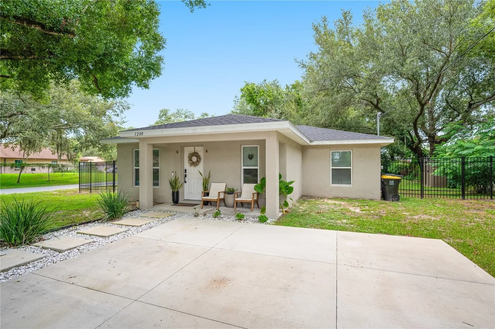 1200 NW 33RD Street
