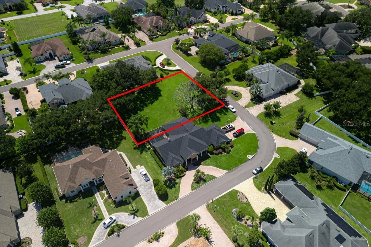 WATERFORD OAKS Boulevard