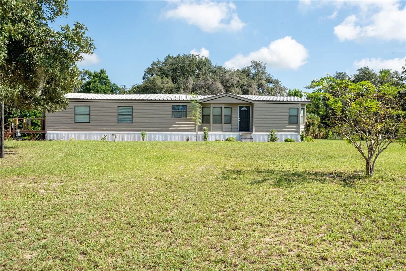 2242 FOX RUN Lane