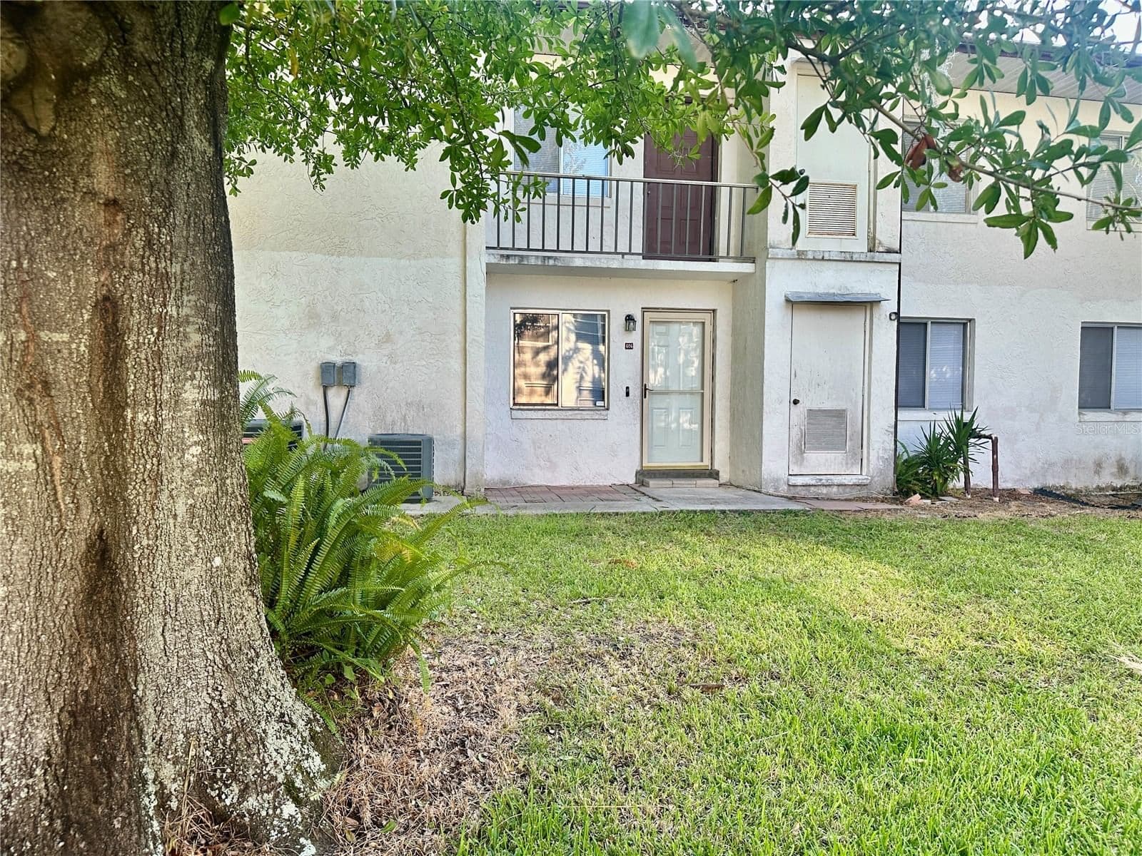 606 PAVARE Court #606