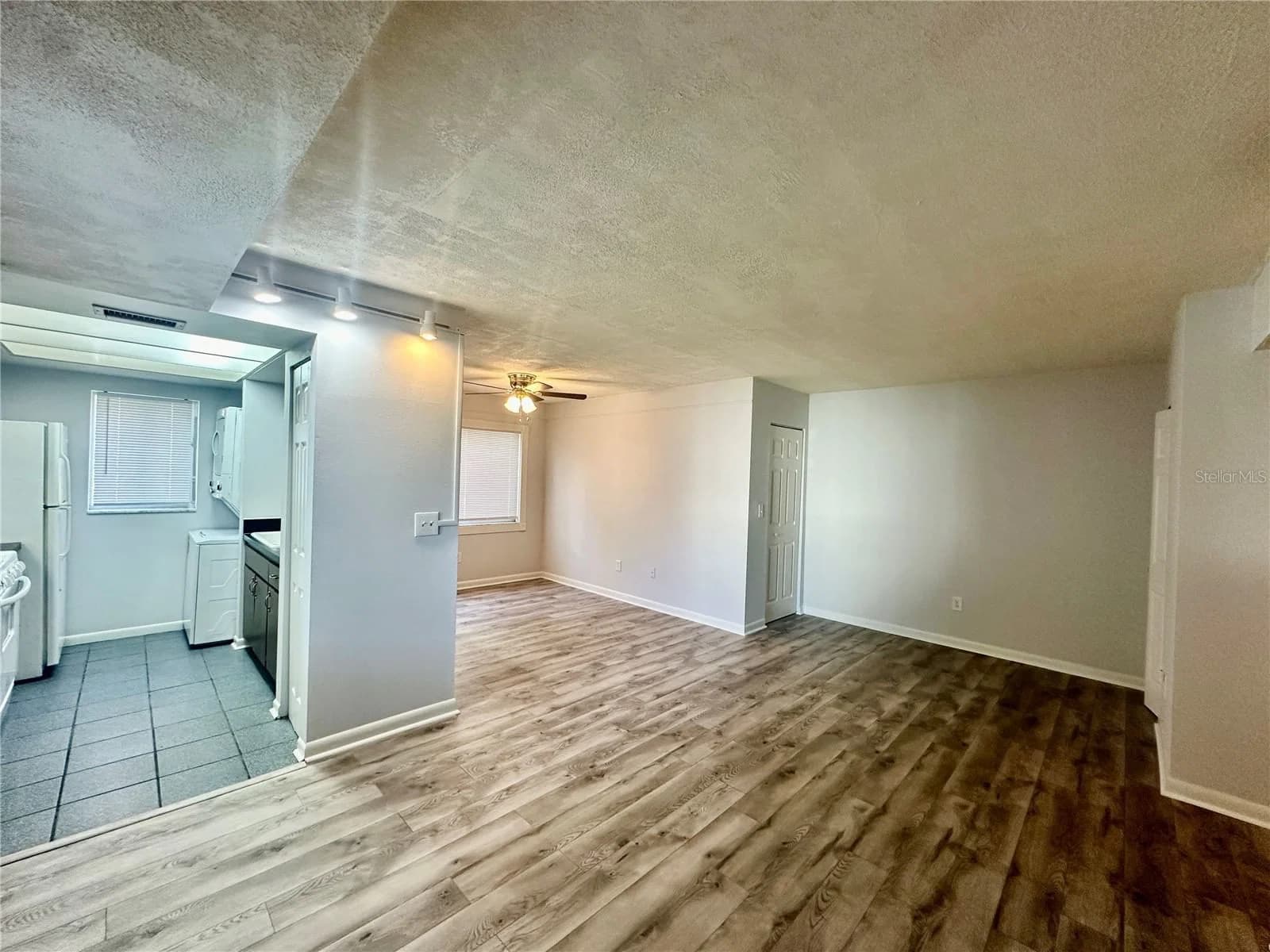 606 PAVARE Court #606