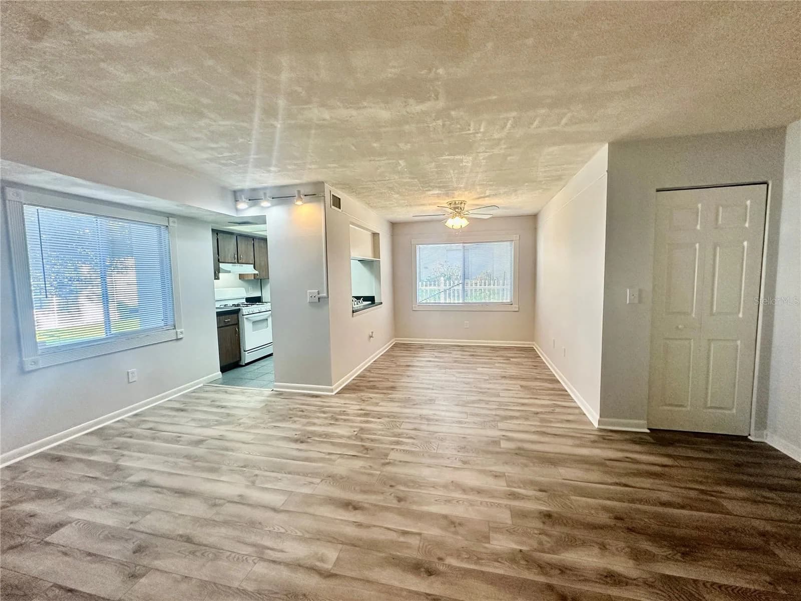 606 PAVARE Court #606