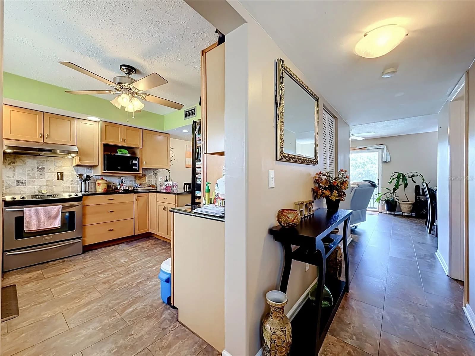 6305 NEWTOWN Circle #5B4