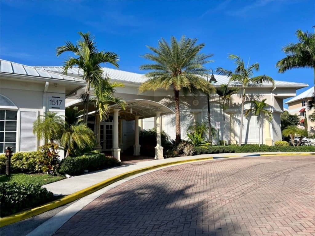 1517 CAMERON SAMUEL, West Palm Beach, FL