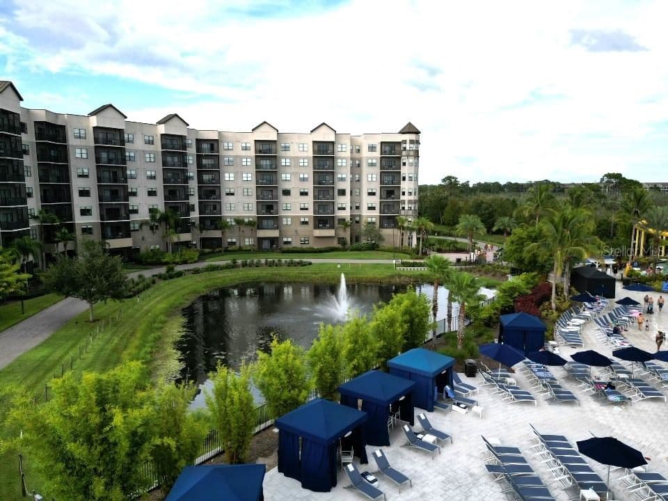 14501 GROVE RESORT