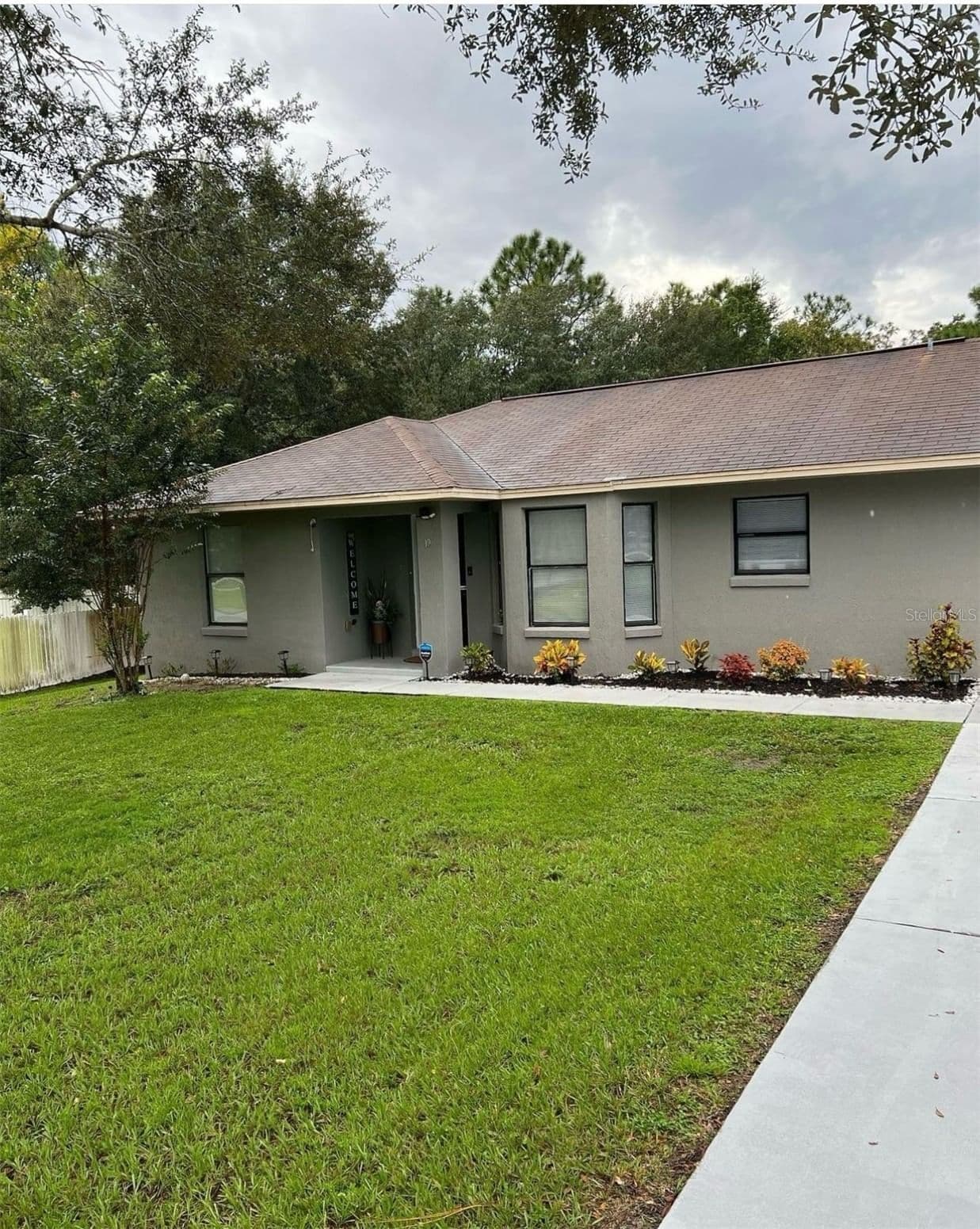19 PINE COURT