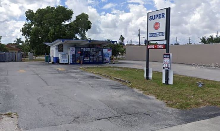 1621 CYPRESS, Pompano Beach, FL