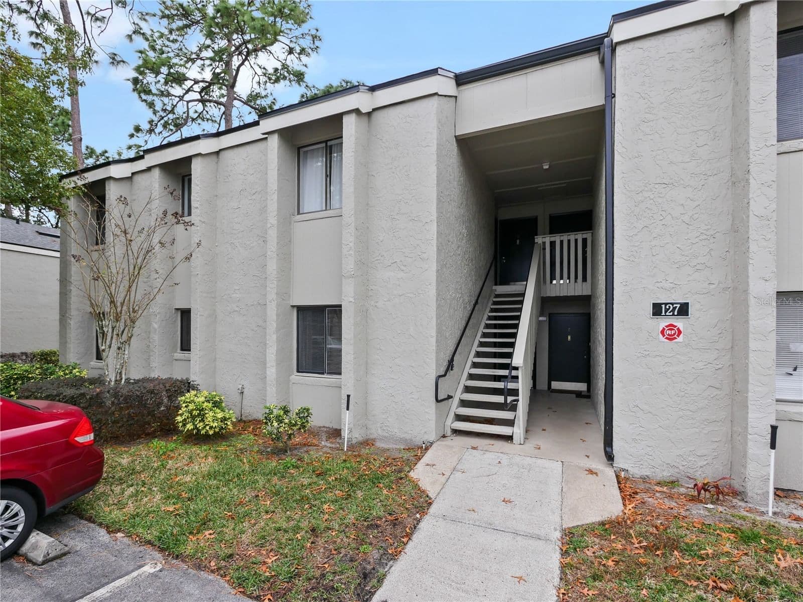 127 SPRINGWOOD