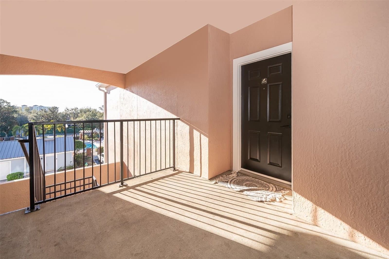 6413 ASTOR VILLAGE
