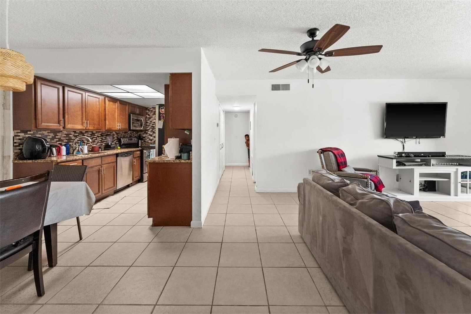 5201 VINELAND