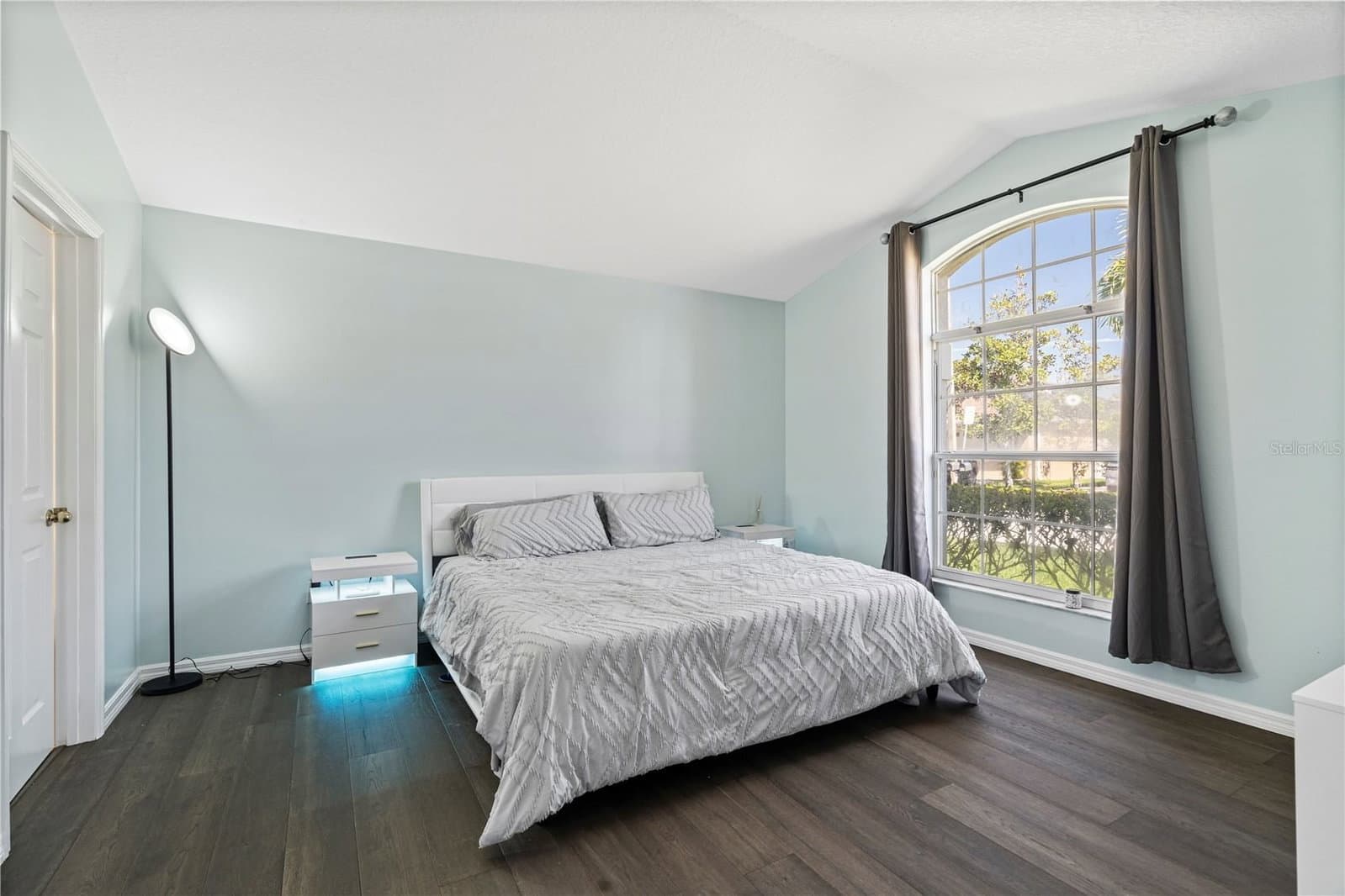 215 ELDERBERRY