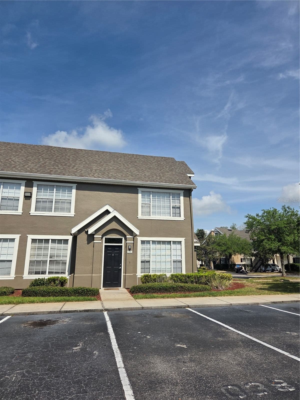 9141 LEE VISTA