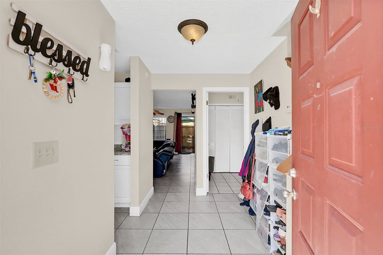 1612 SANDY POINT