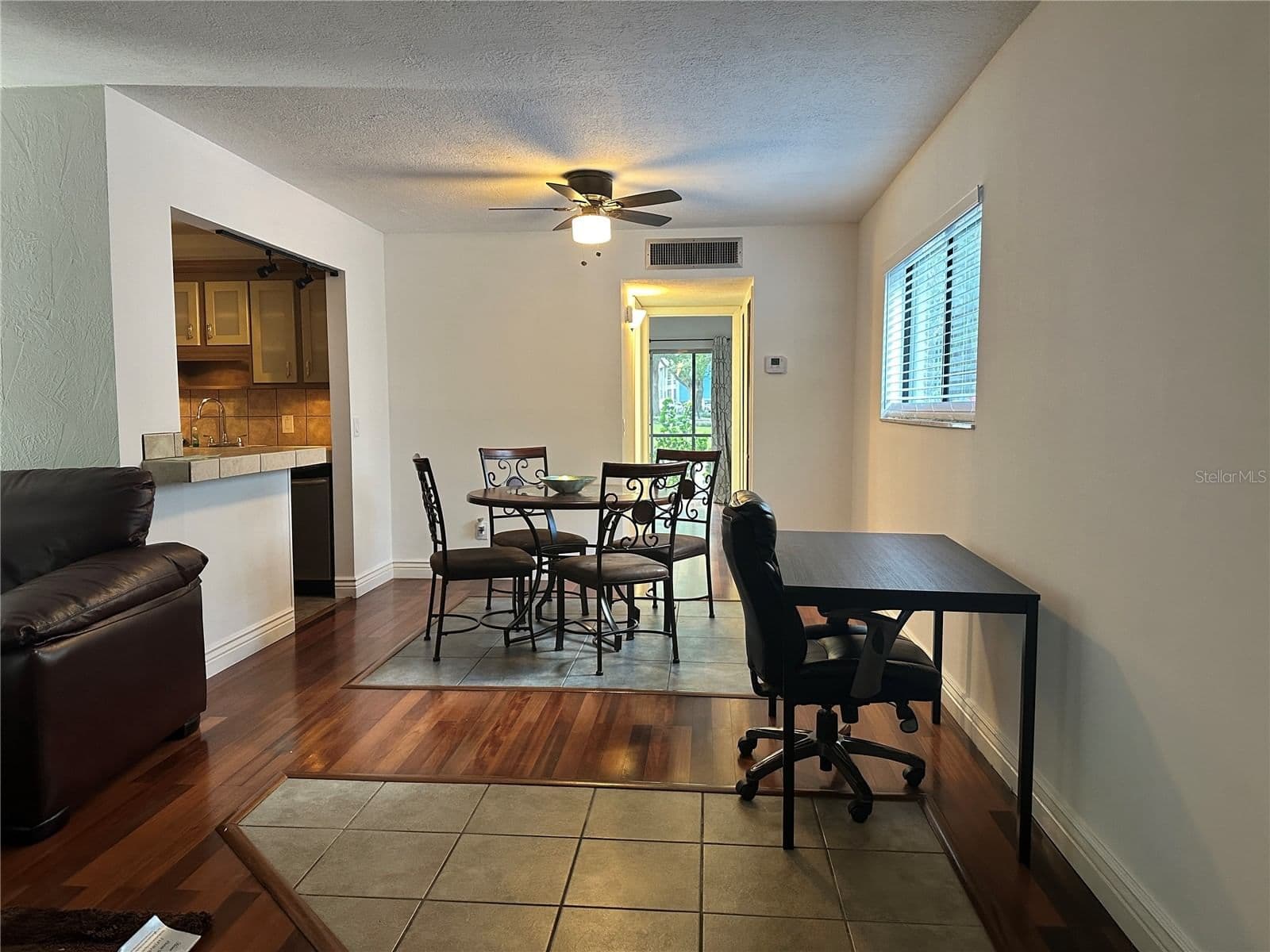 2349 OAK PARK
