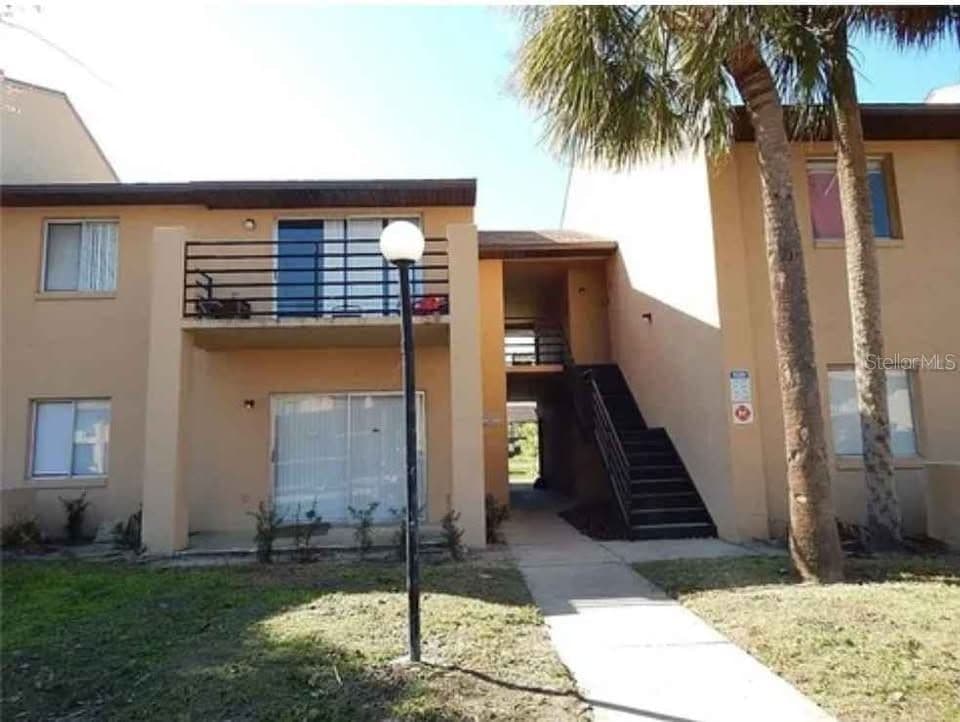 5220 VIA HACIENDA