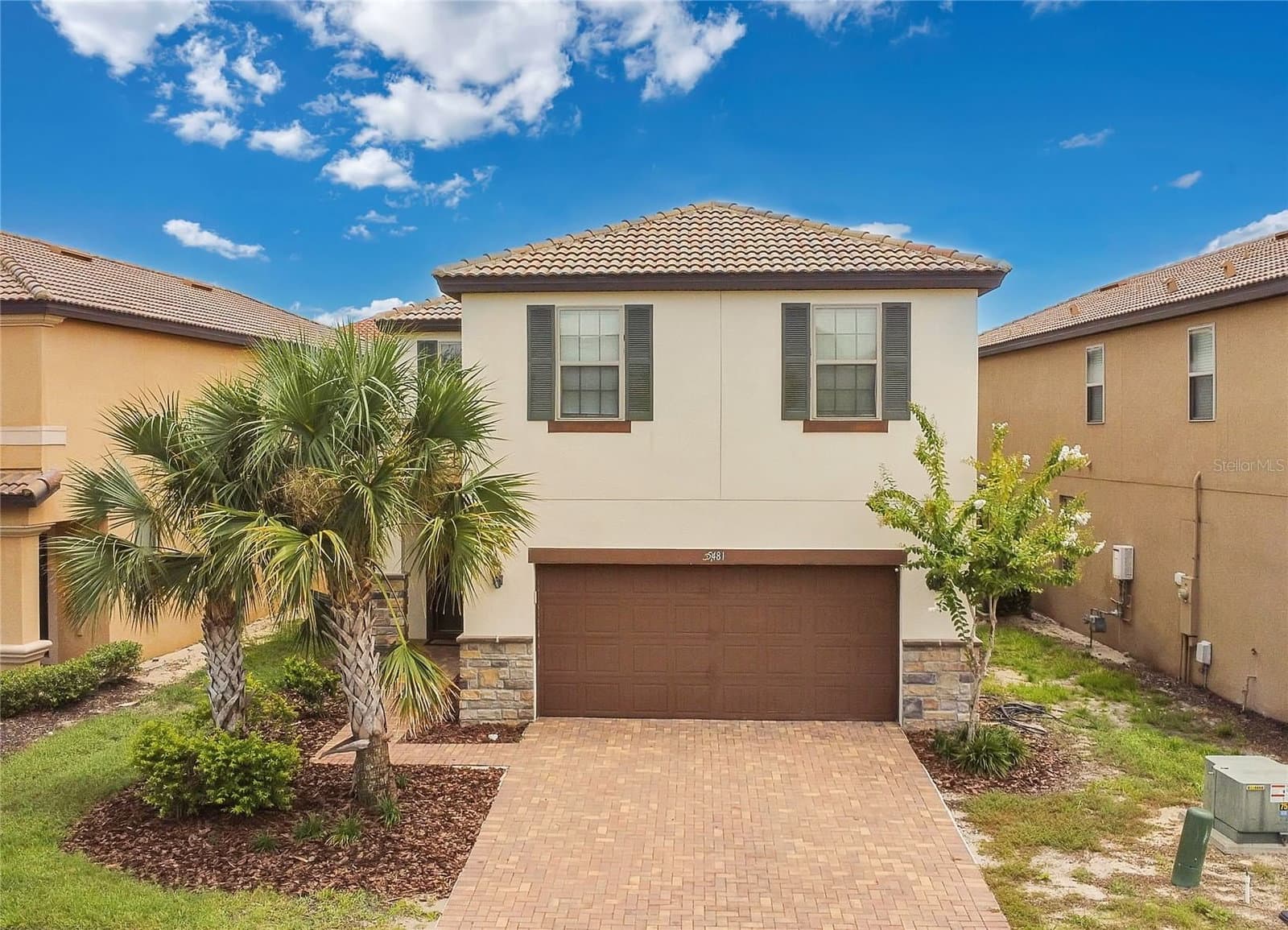 5481 MISTY OAK