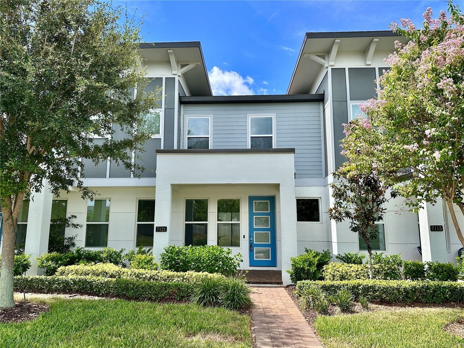 7121 CARRICKBEND