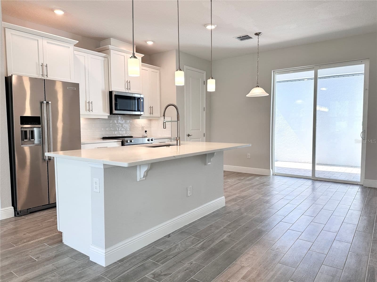 7121 CARRICKBEND