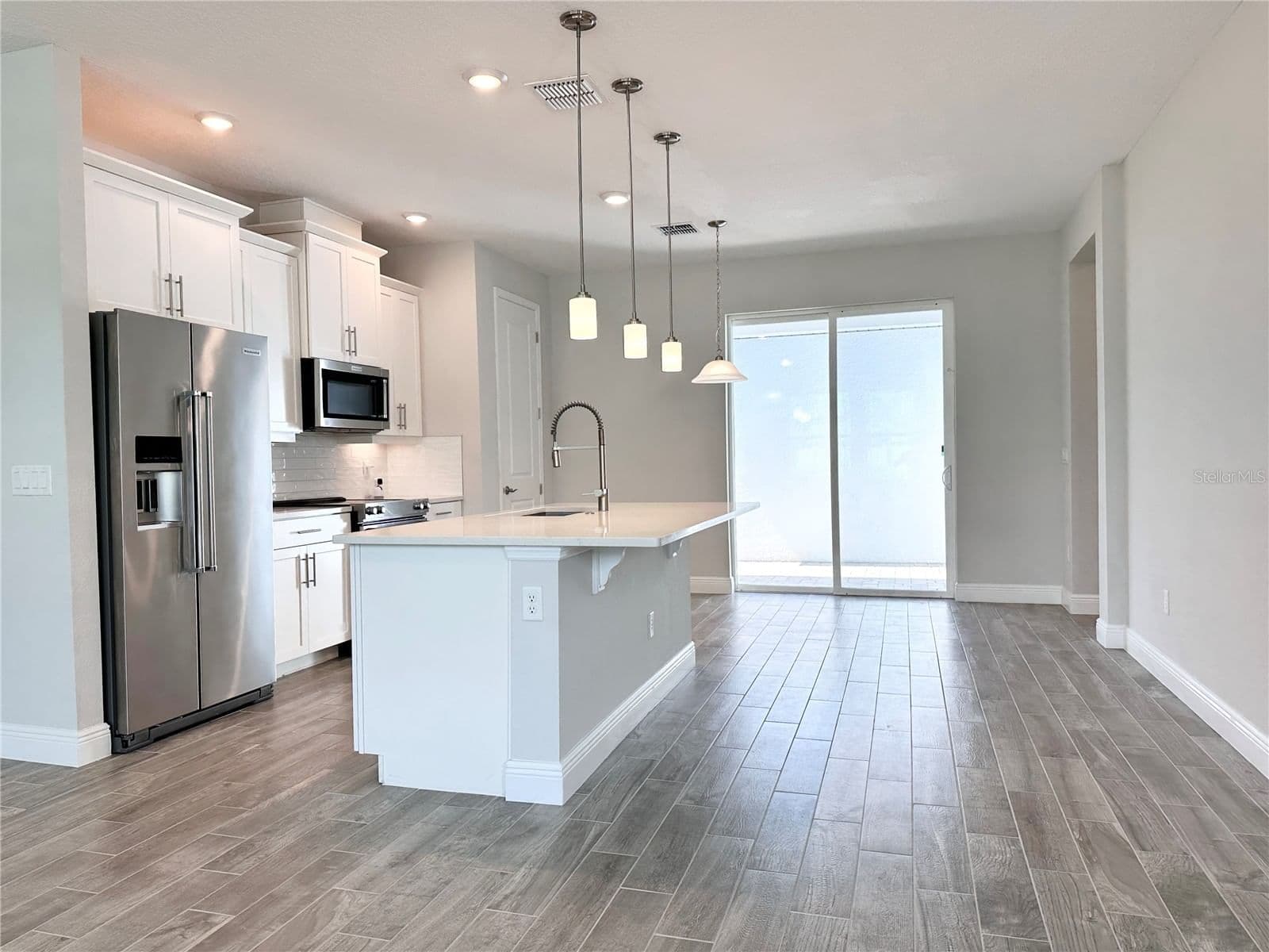 7121 CARRICKBEND