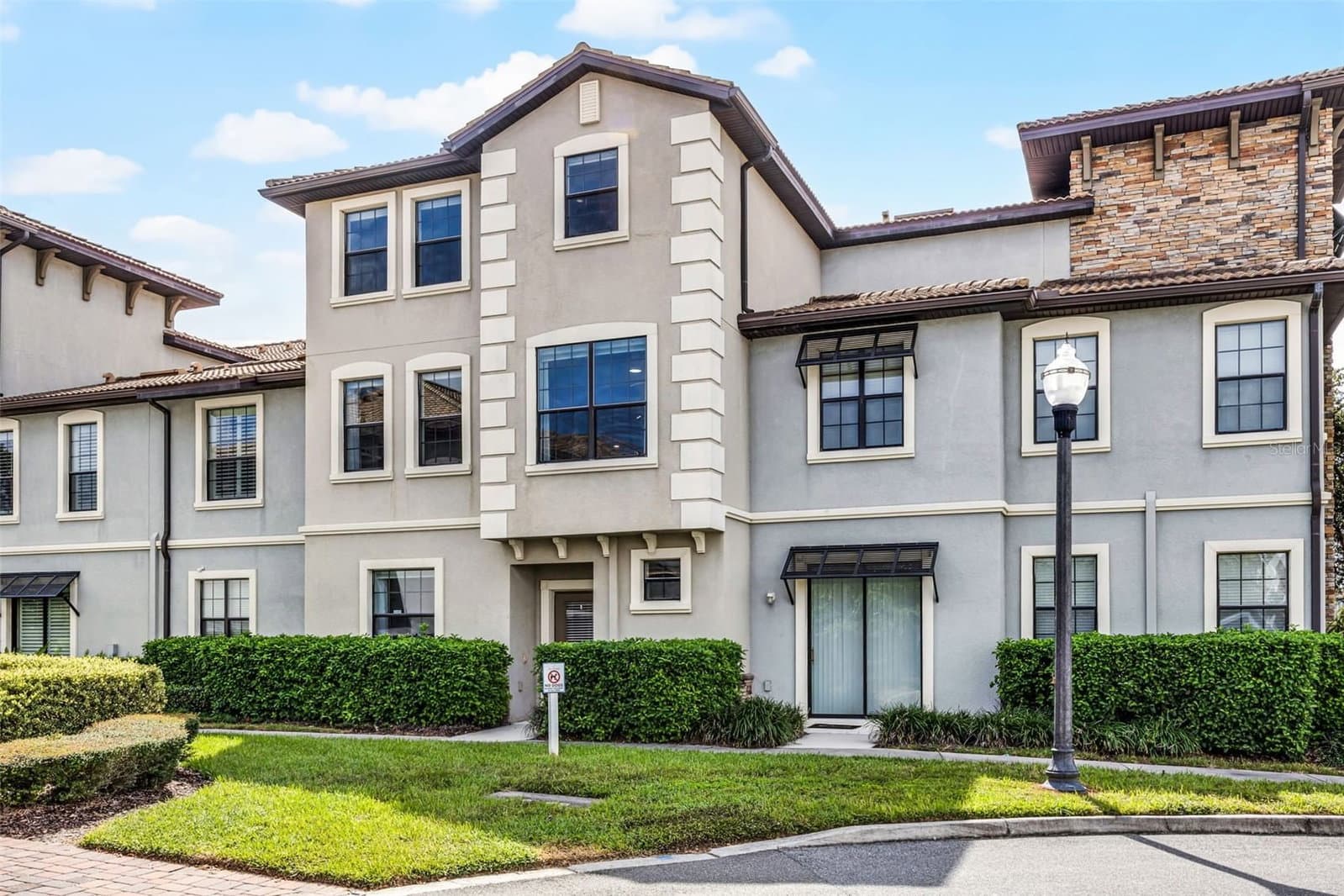 1317 SHINNECOCK HILLS