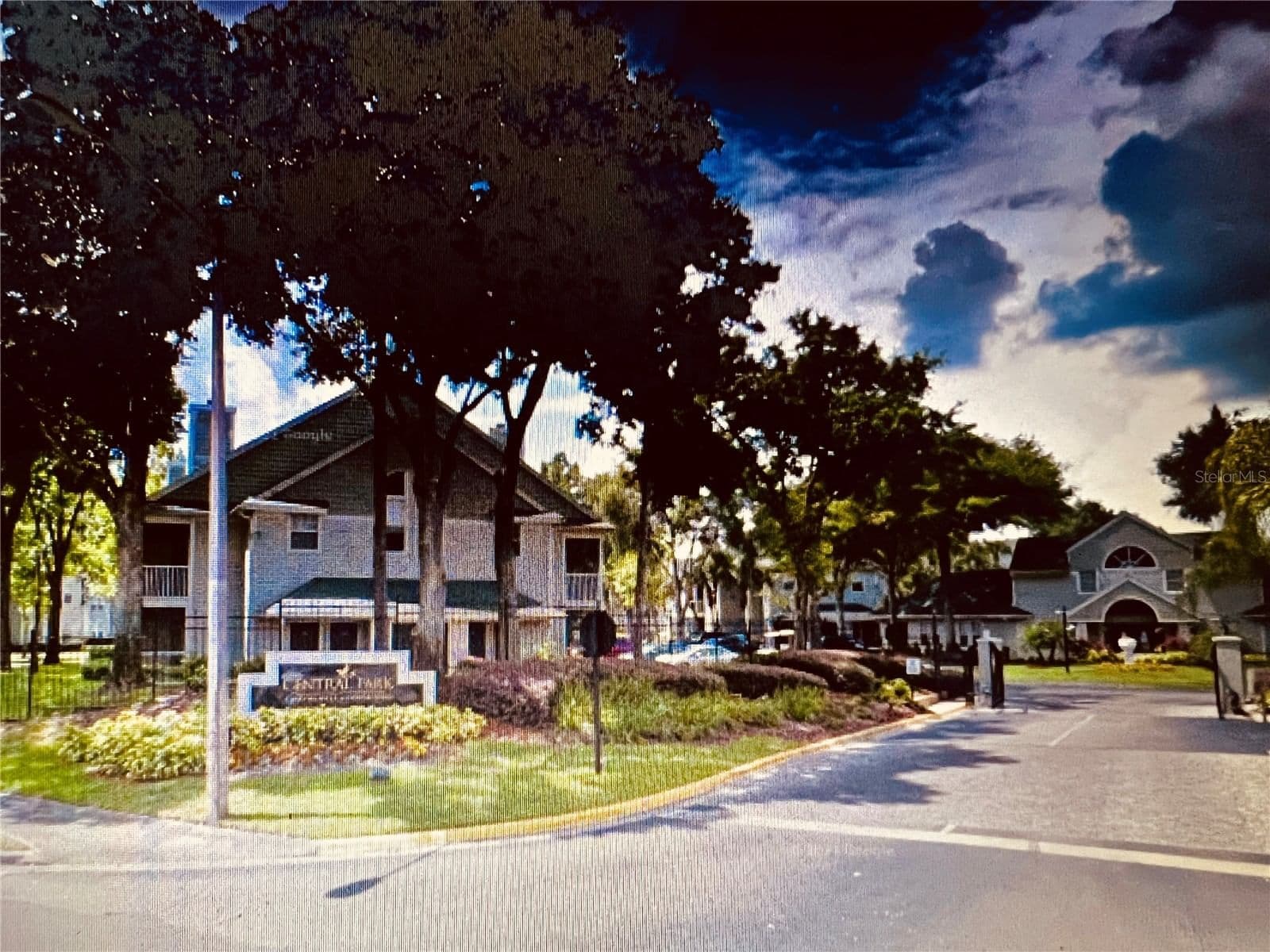 6052 WESTGATE