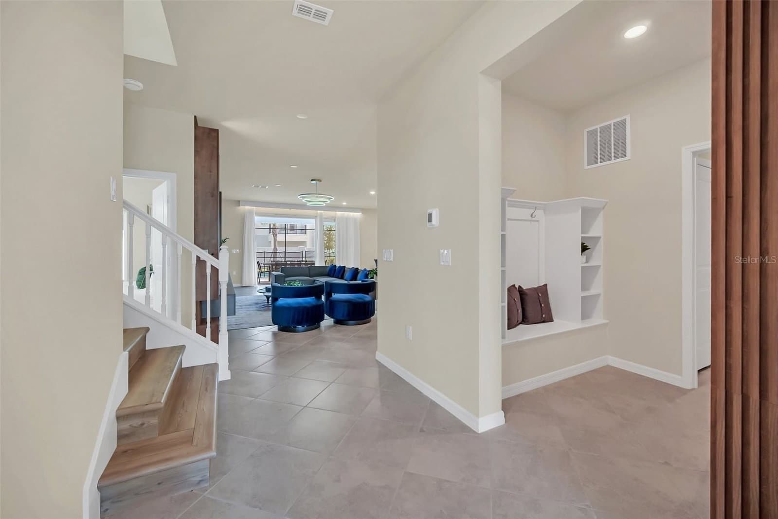 16248 SAINT MARTIN