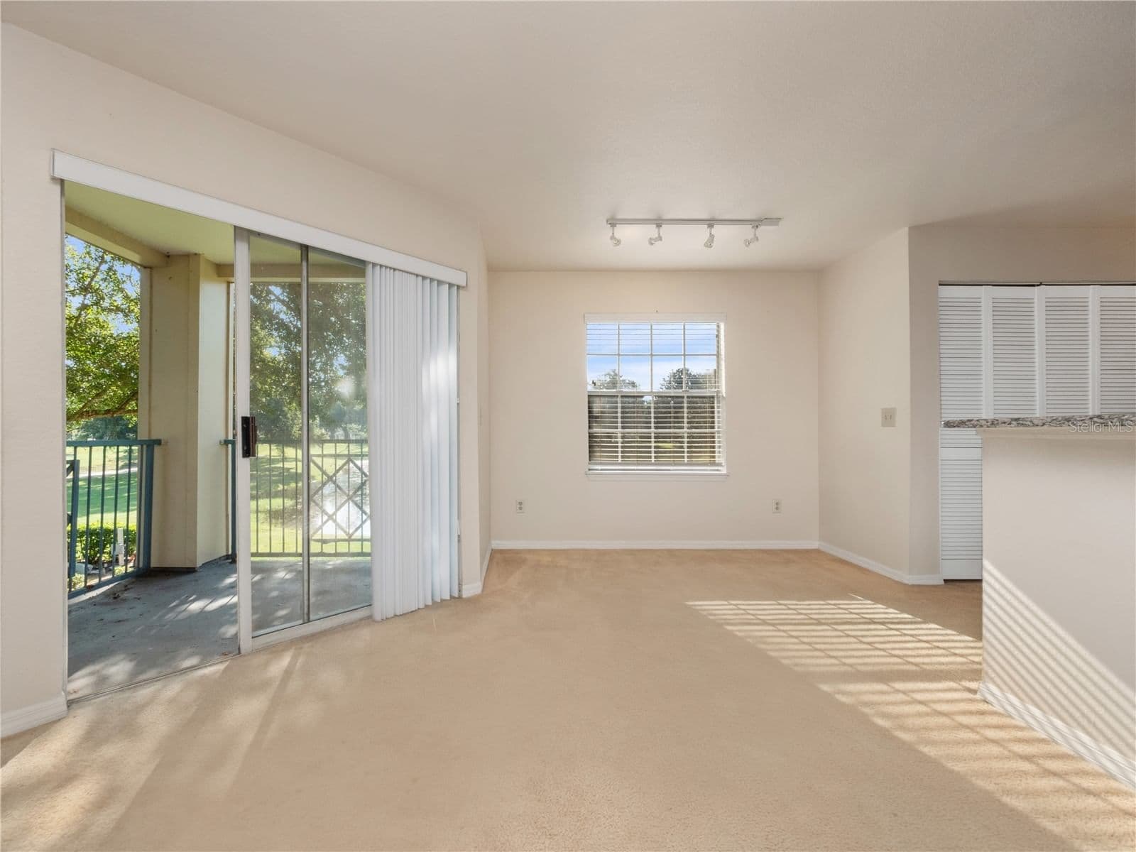 7210 WESTPOINTE