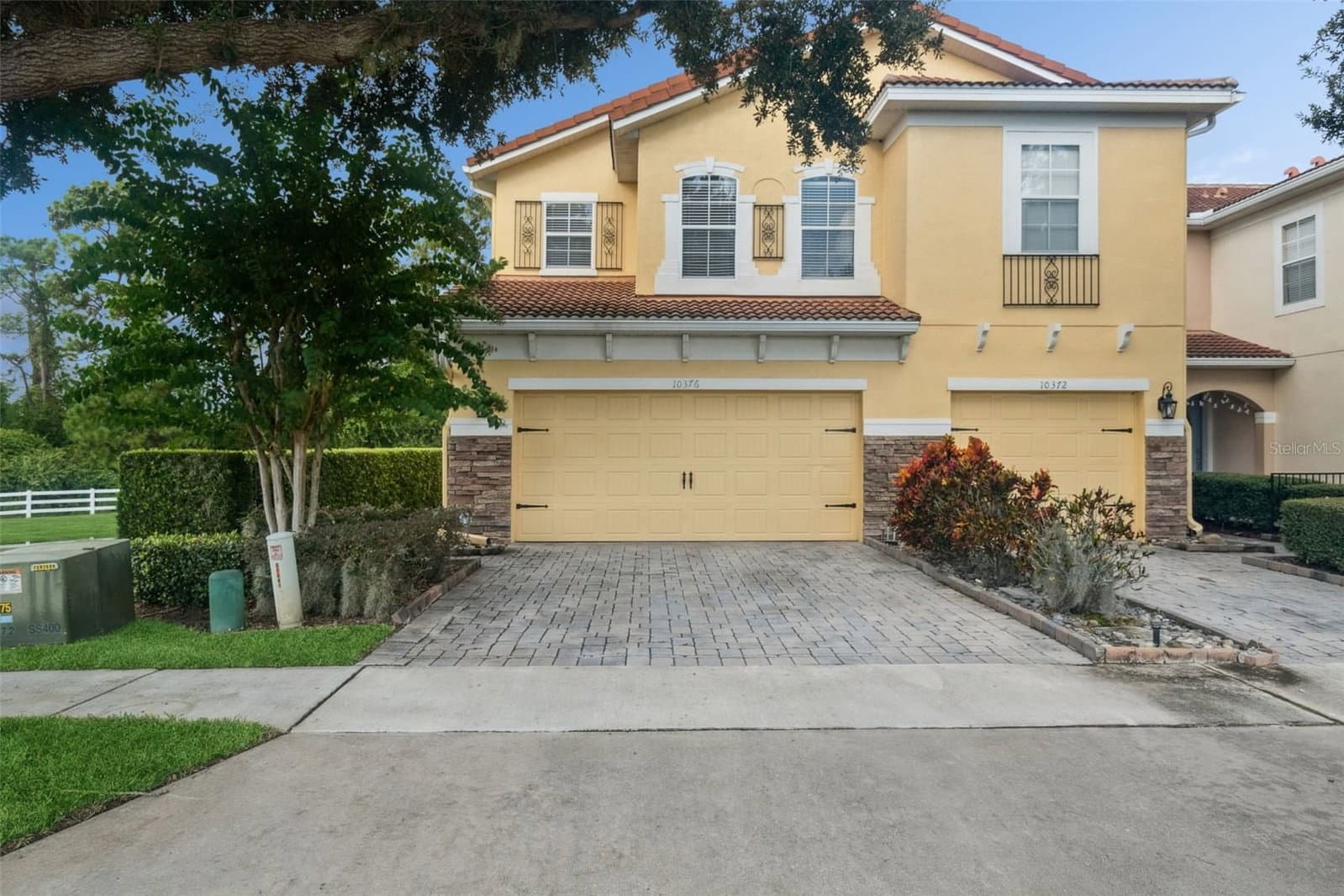 10376 FALLSGROVE