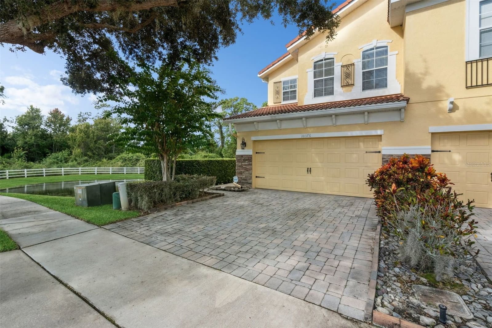 10376 FALLSGROVE