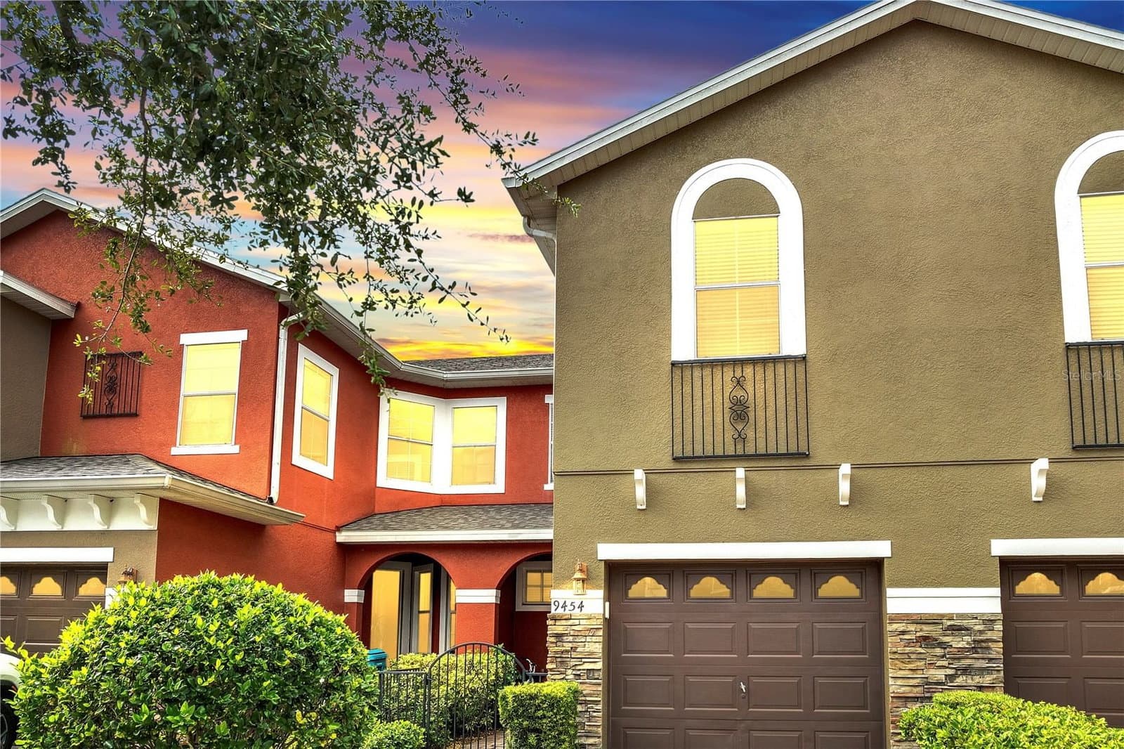 9454 SILVER BUTTONWOOD STREET