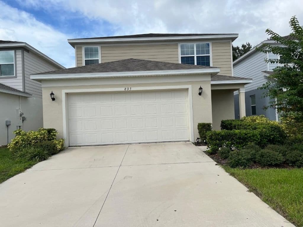 893 RIVERS CROSSING