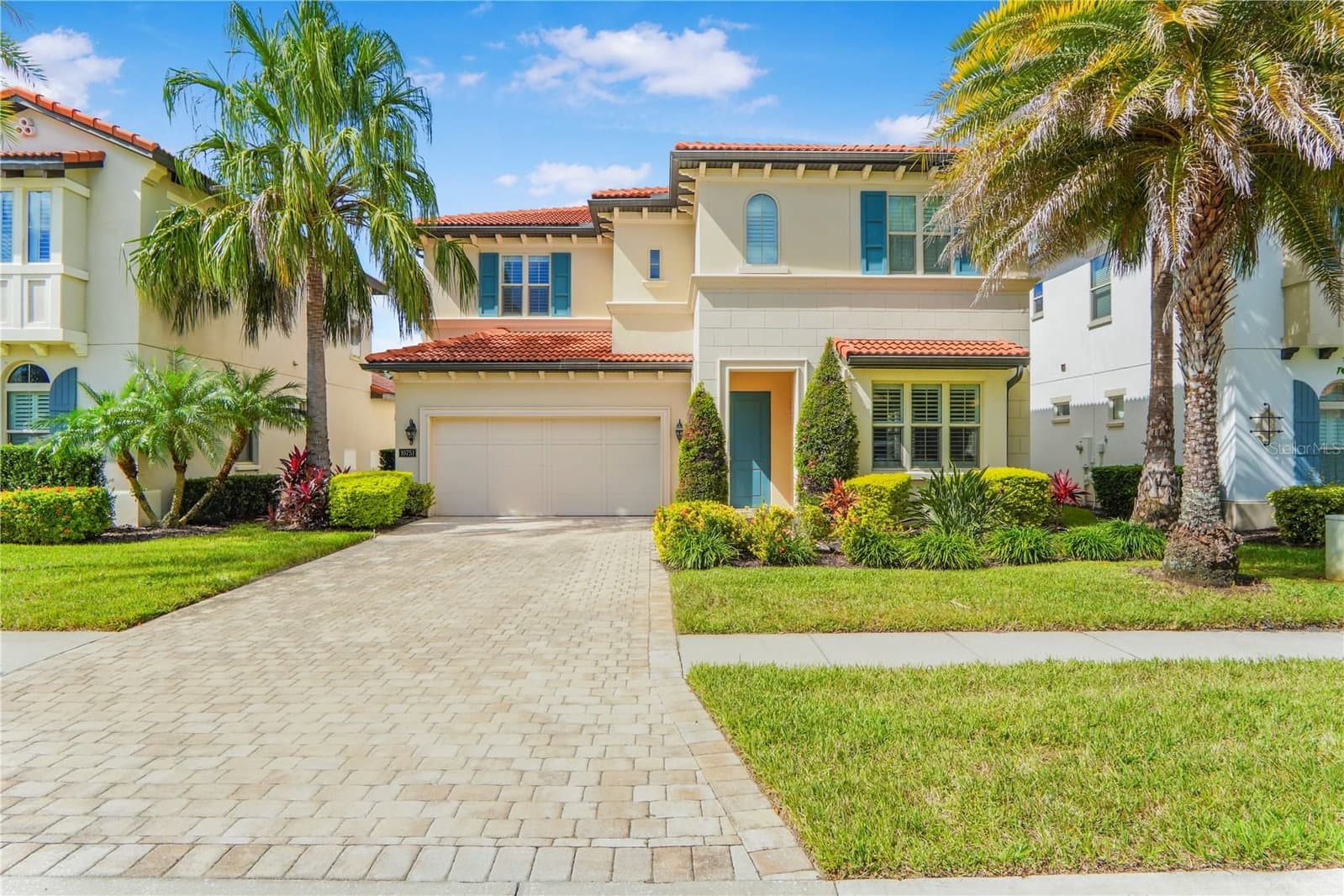10751 ROYAL CYPRESS