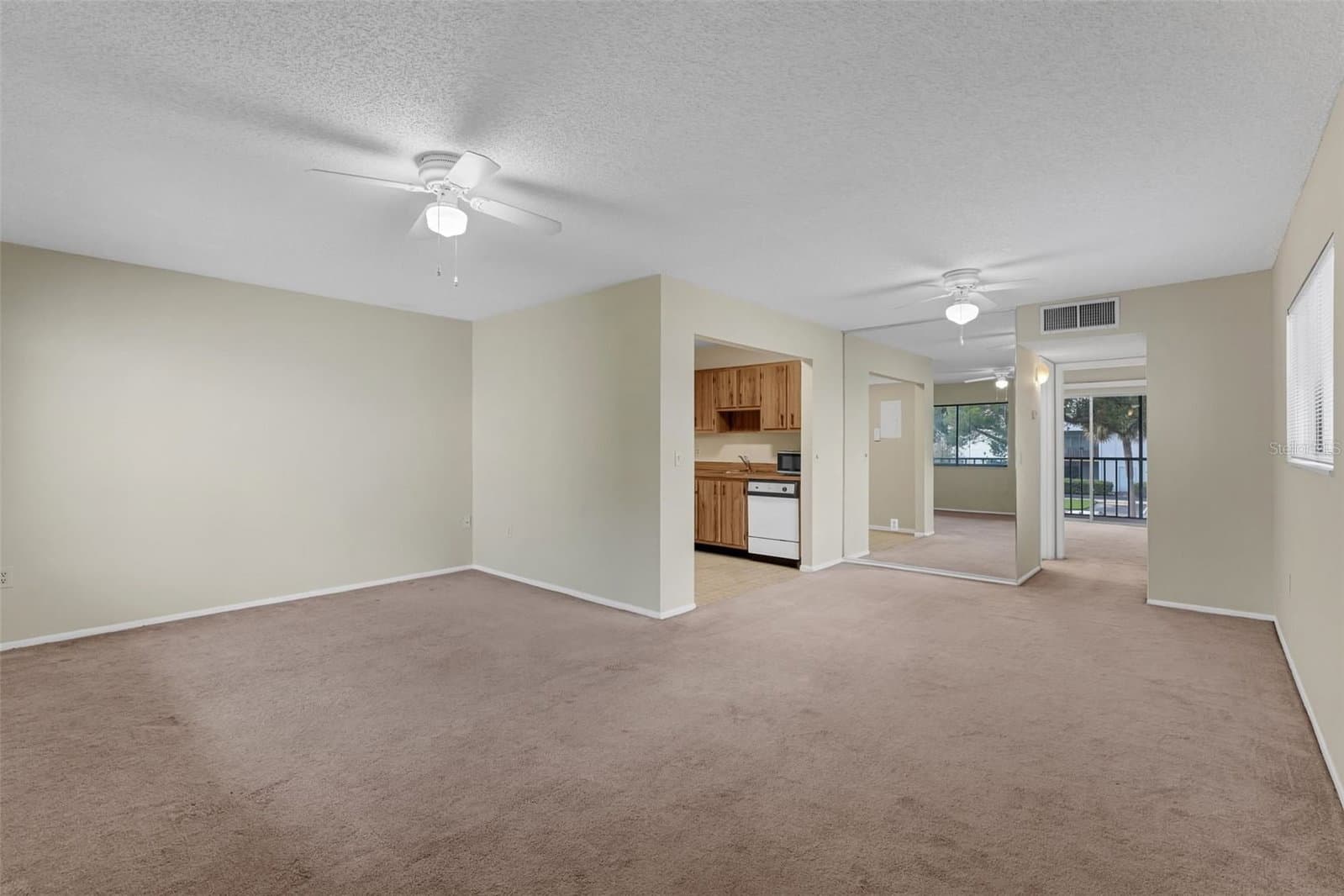 2597 OAK PARK