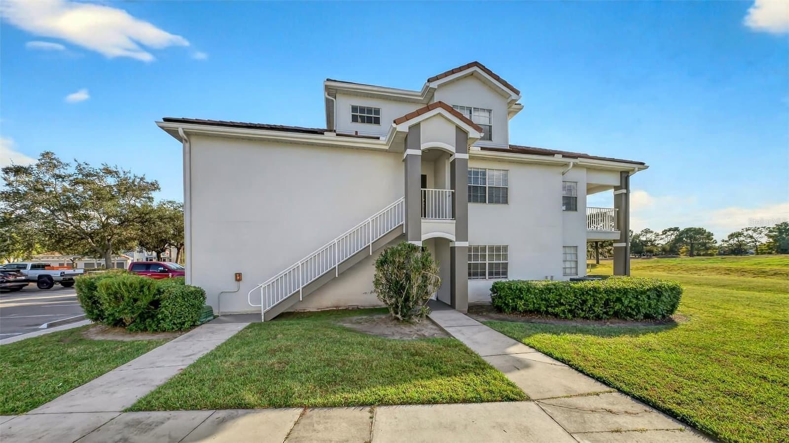 13917 FAIRWAY ISLAND