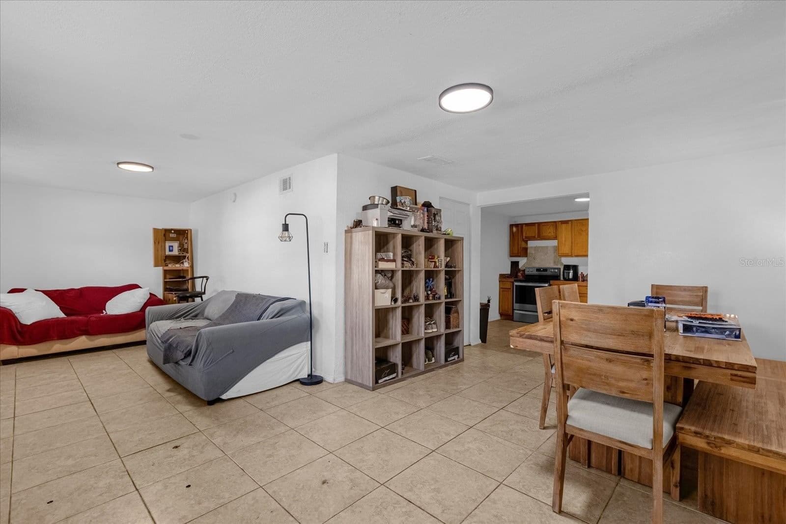 2413 MARLBORO