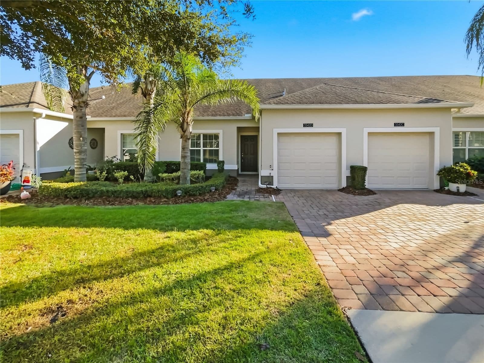 3542 FAIRWATERS