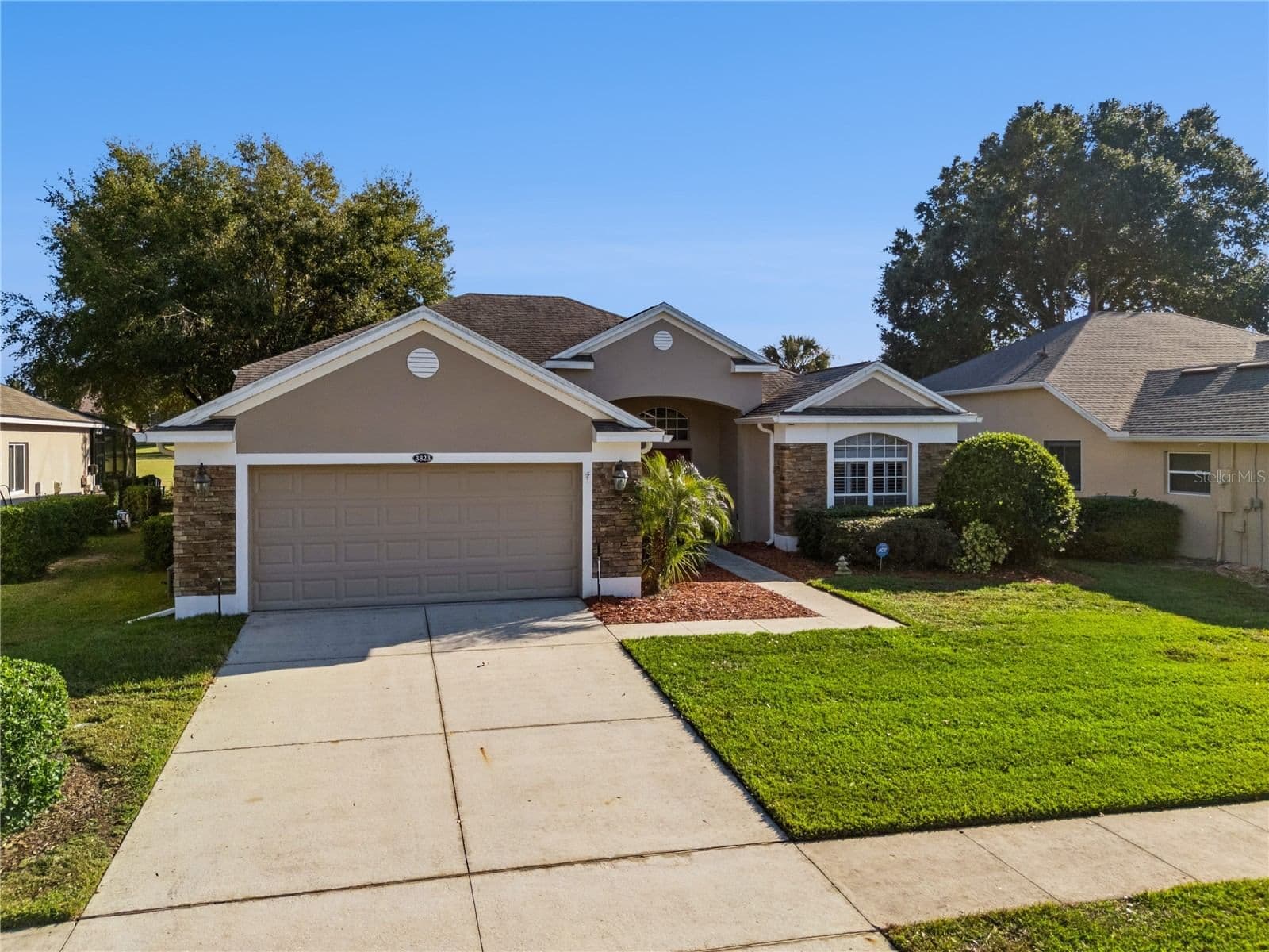 3823 BEACON RIDGE