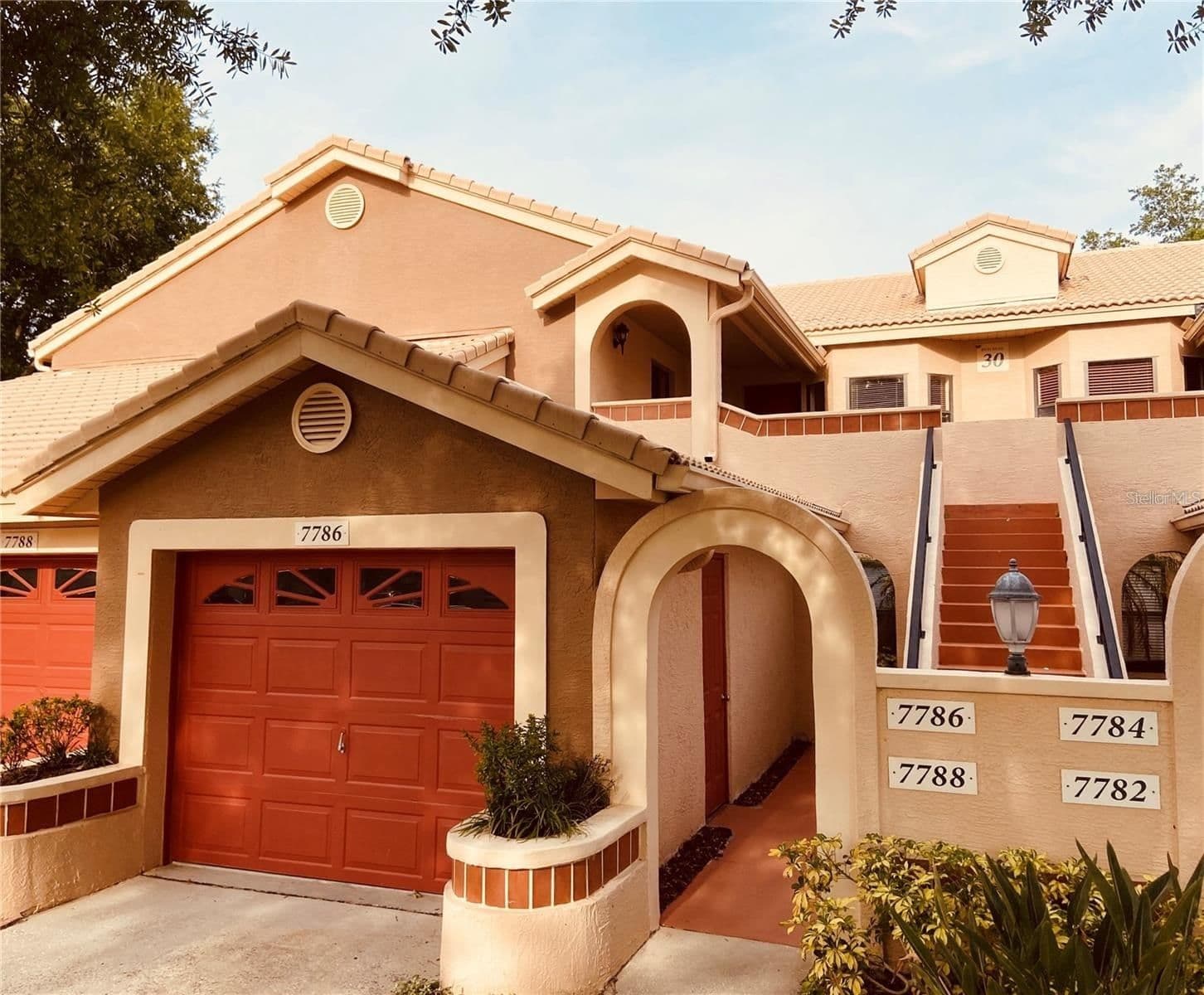7786 SUGAR BEND