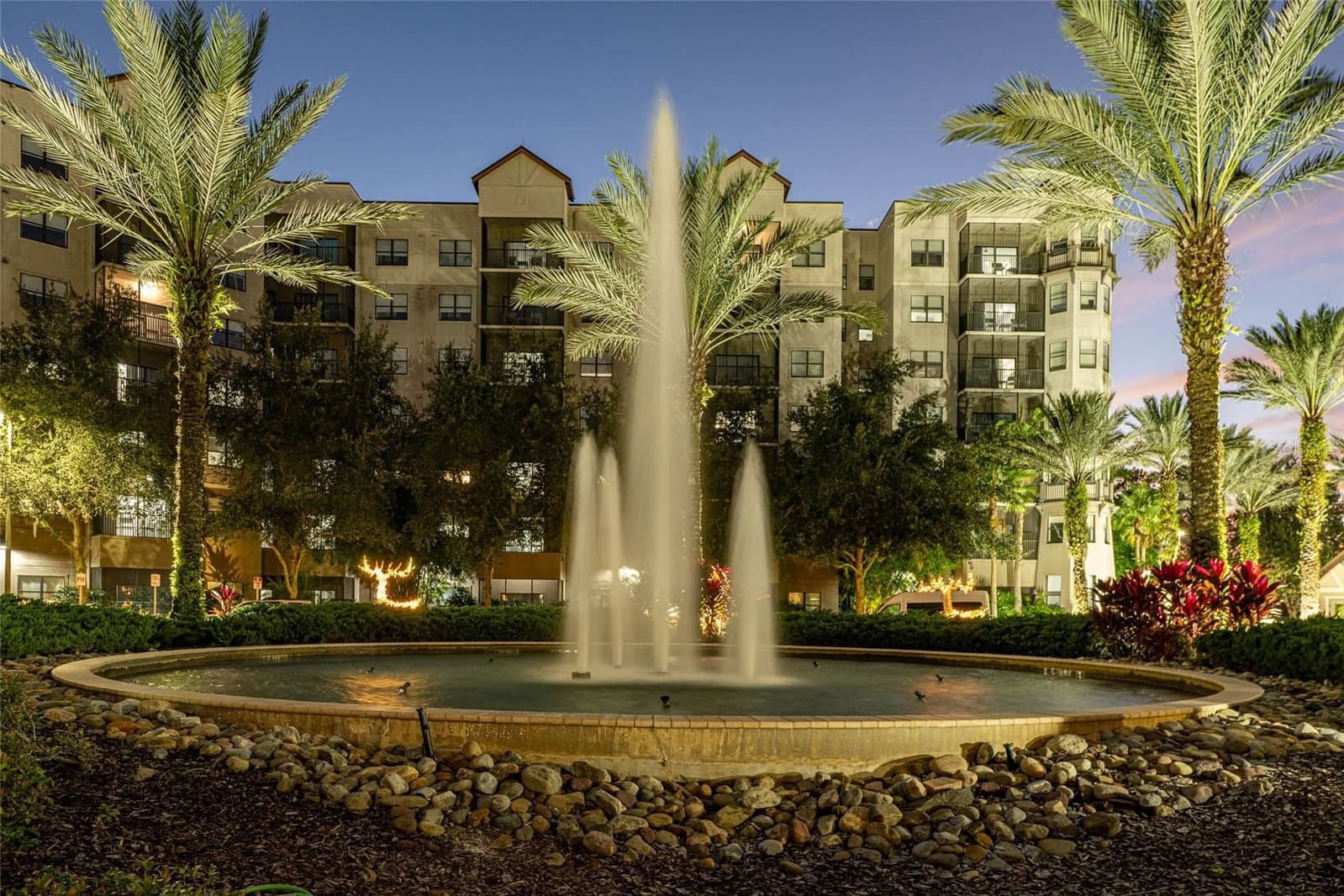 14501 GROVE RESORT