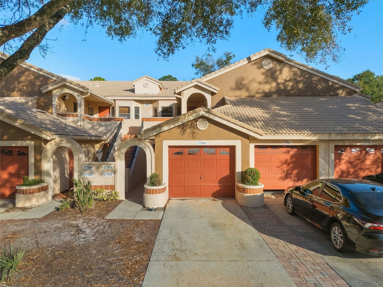 7784 SUGAR BEND