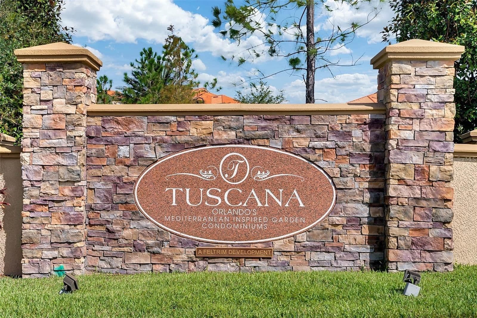 1371 TUSCAN TER