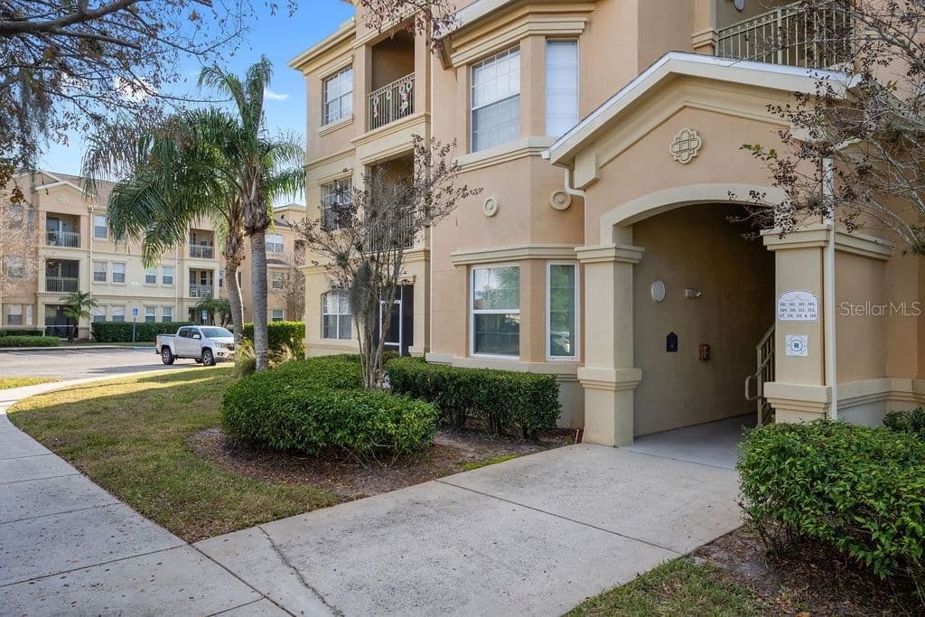 302 TERRACE RIDGE