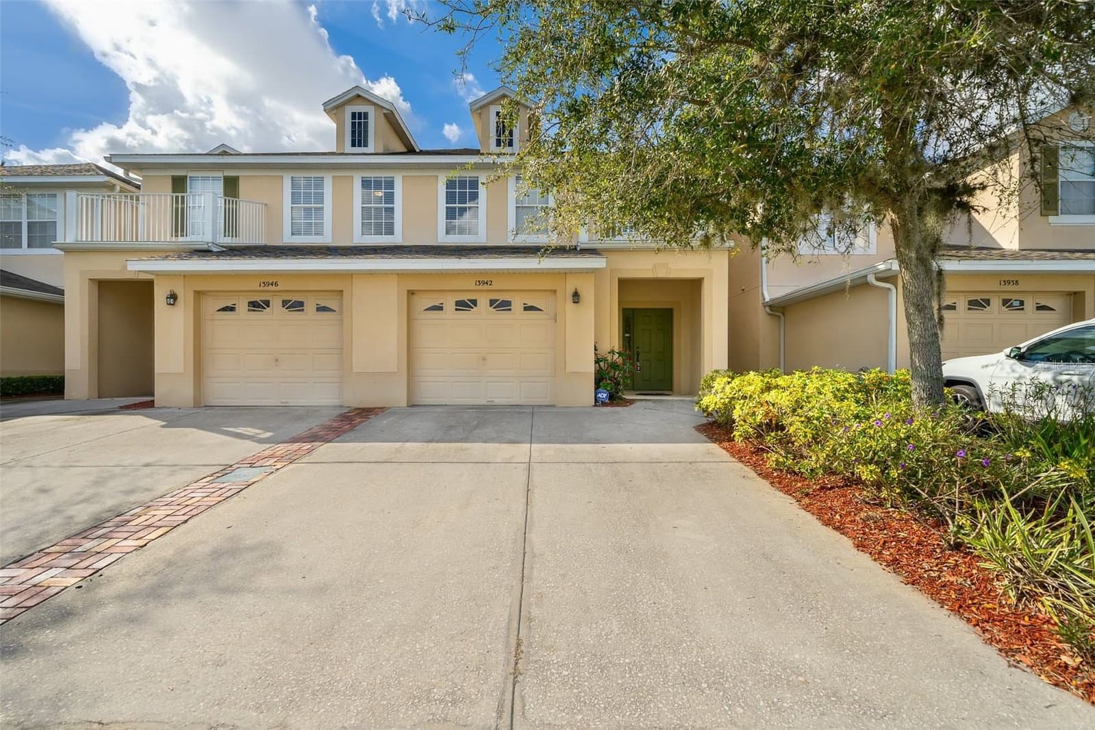 13942 DOVE WING