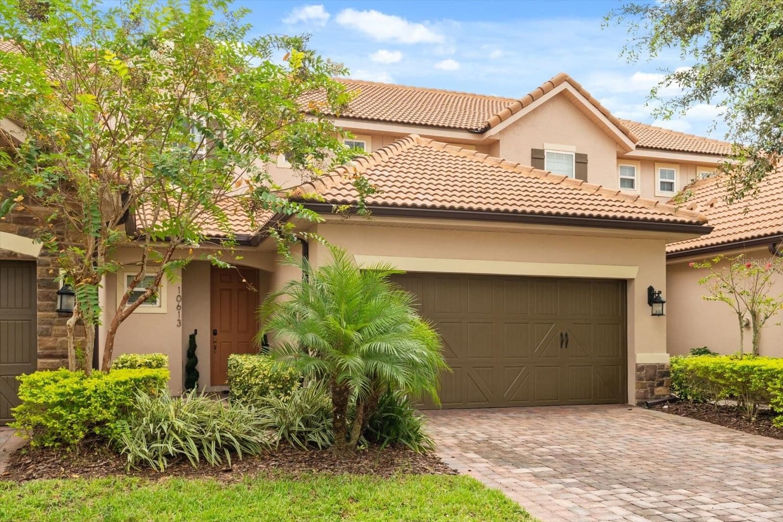10613 BELFRY