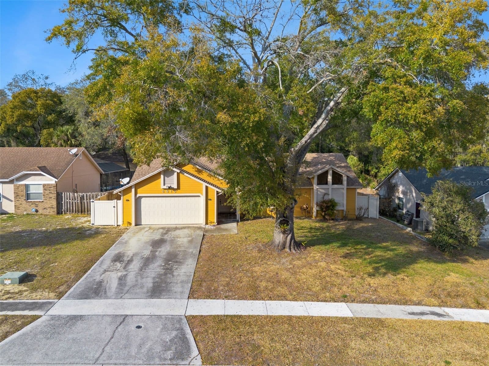 6815 CRESCENT RIDGE