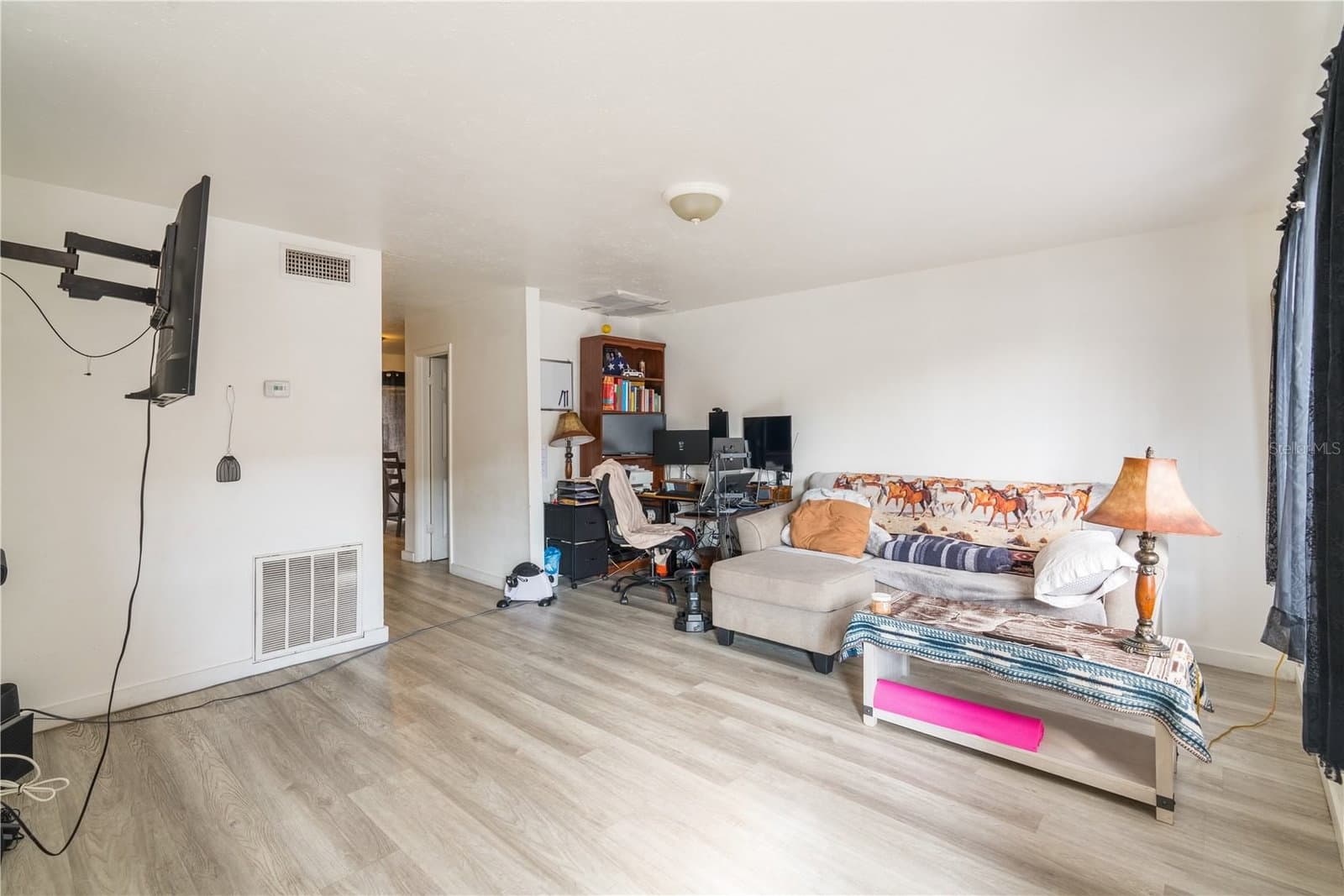 4004 BARWOOD