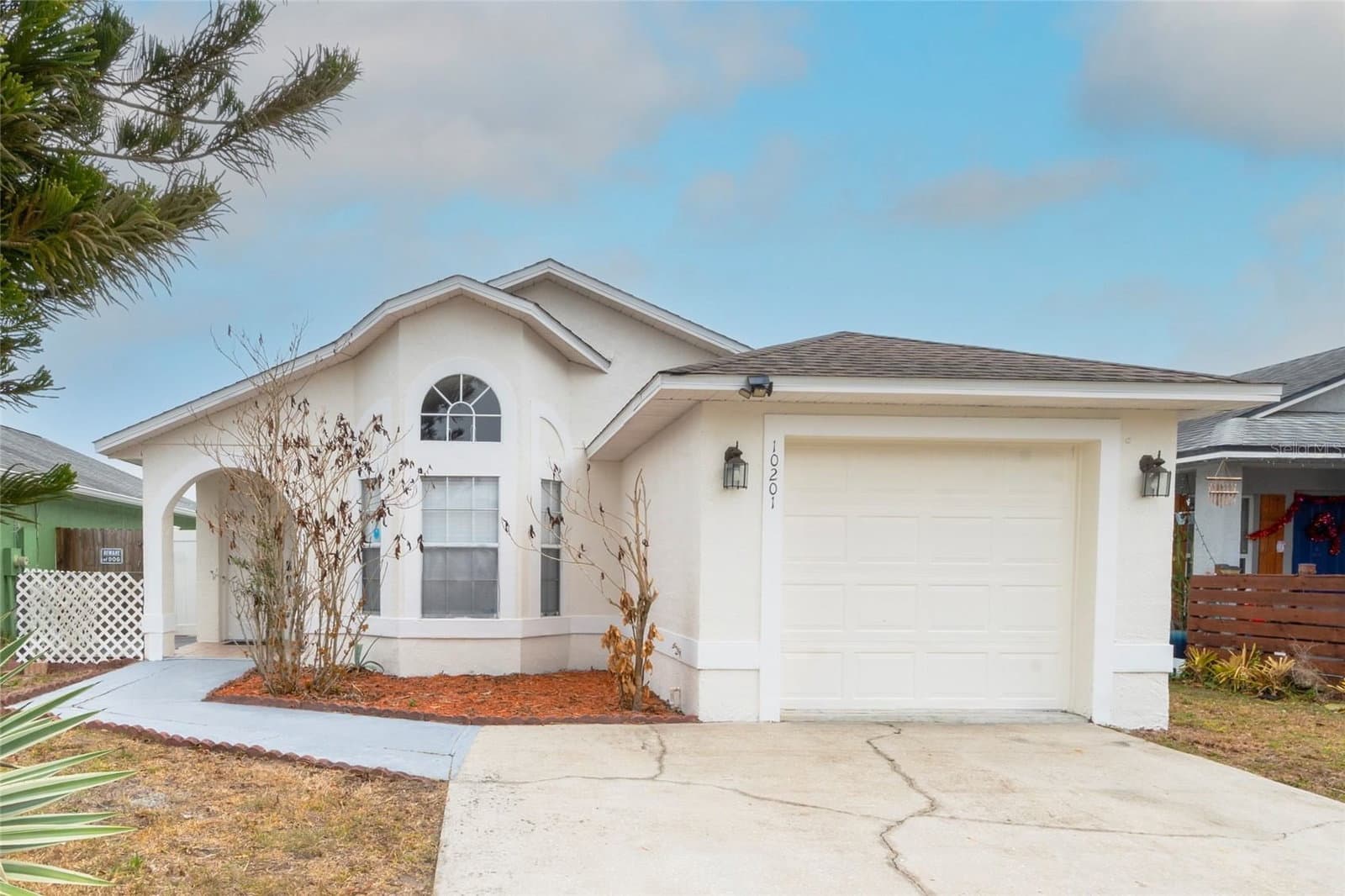 10201 VISTA COVE