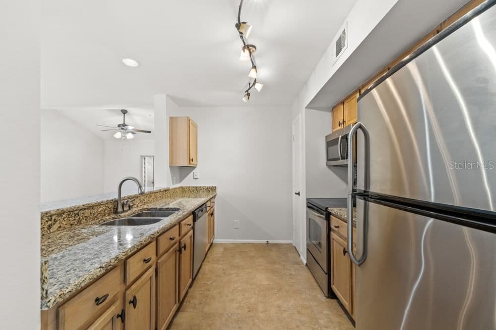 486 PIN OAK