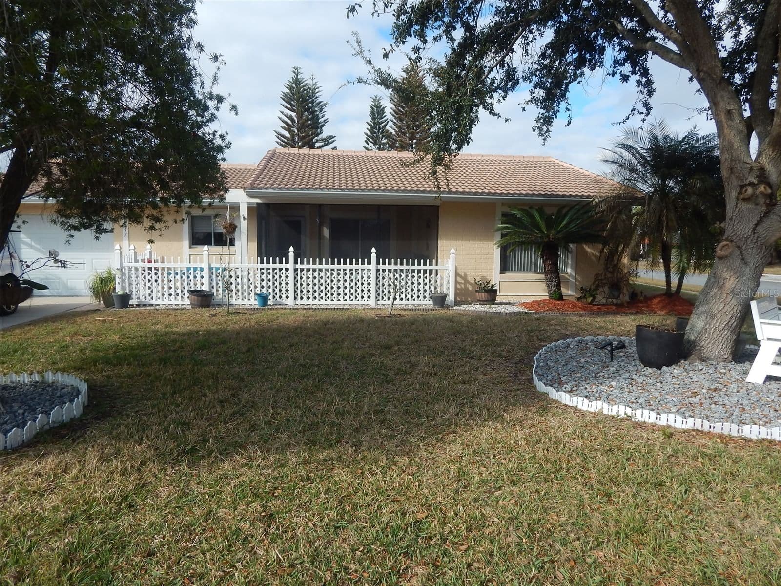 5517 WESTBROOK